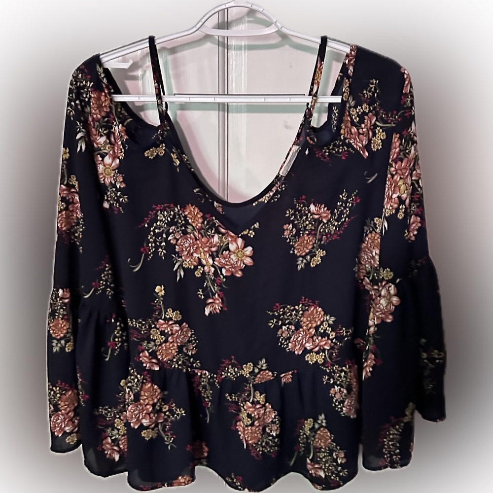Off the Shoulder Floral Blouse
